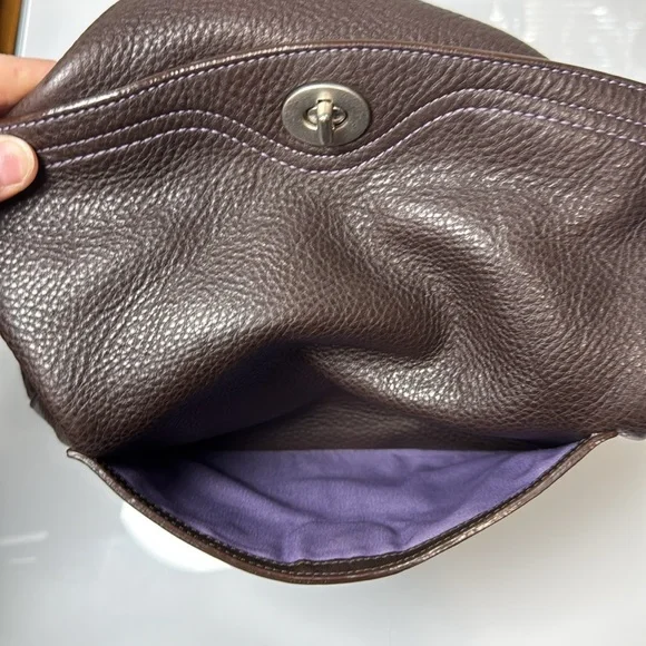 Coach Chelsea brown leather turn lock entry shoulder bag - Picture 6 of 15